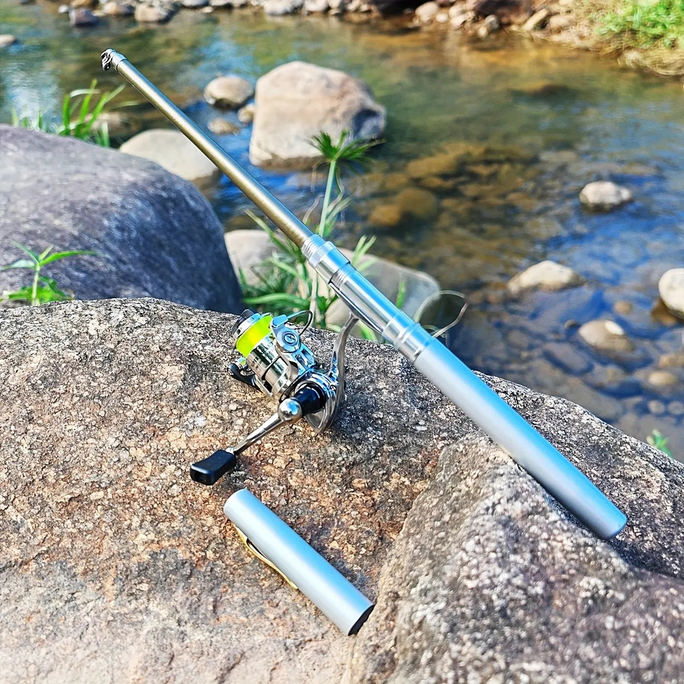 Pocket Fishing Rod – Telescopic, Pre-Assembled🎣🧰
