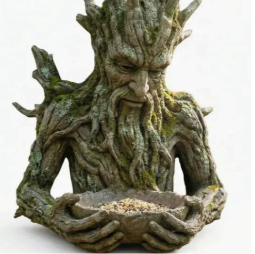 Meditating Witch Bird Feeder – Hand-Painted Resin, Jute Rope, Garden Art 🧙🐦