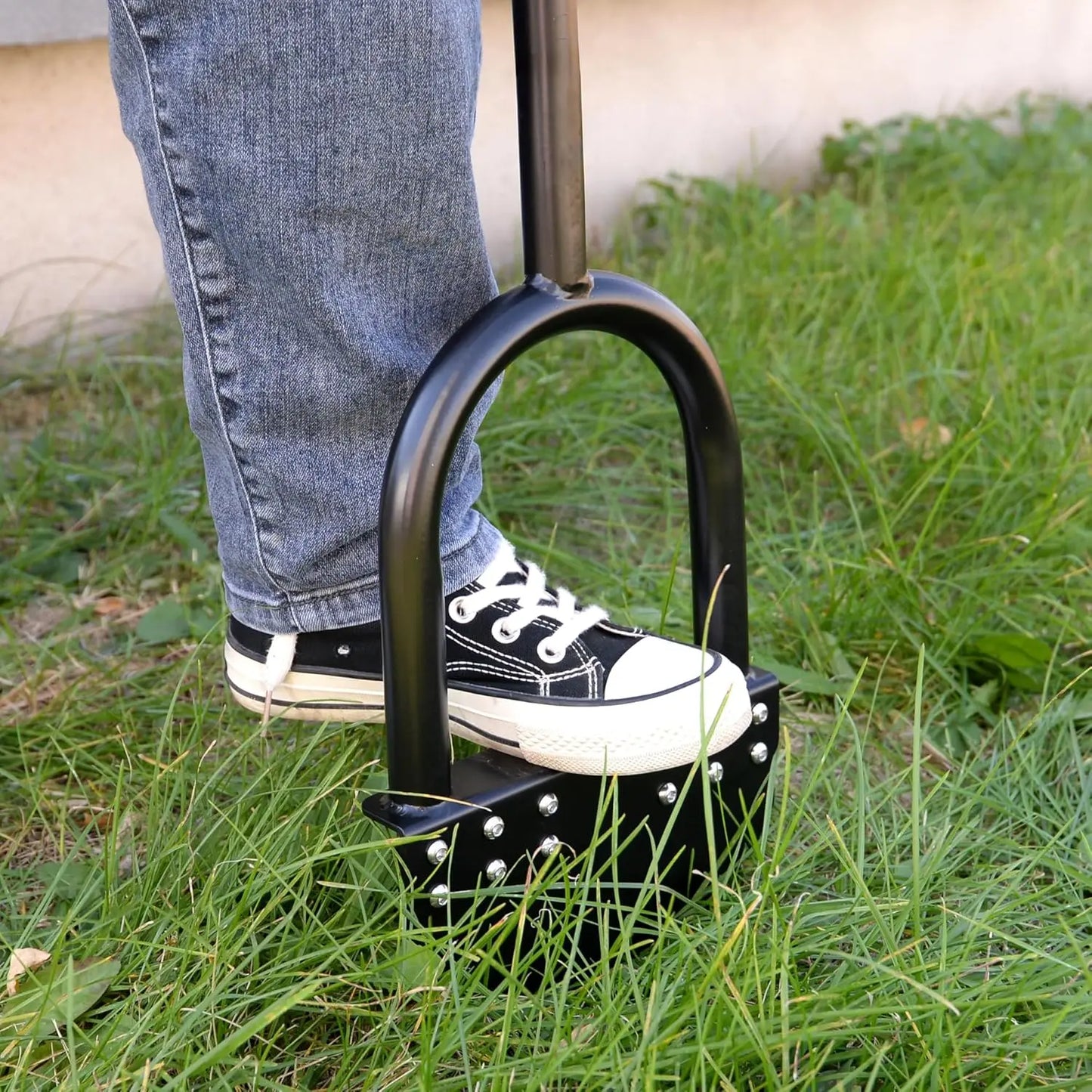 Serrated Spring Steel Lawn Edger – 41″ Handle, Rust-Resistant, One-Piece or Detachable 🌿