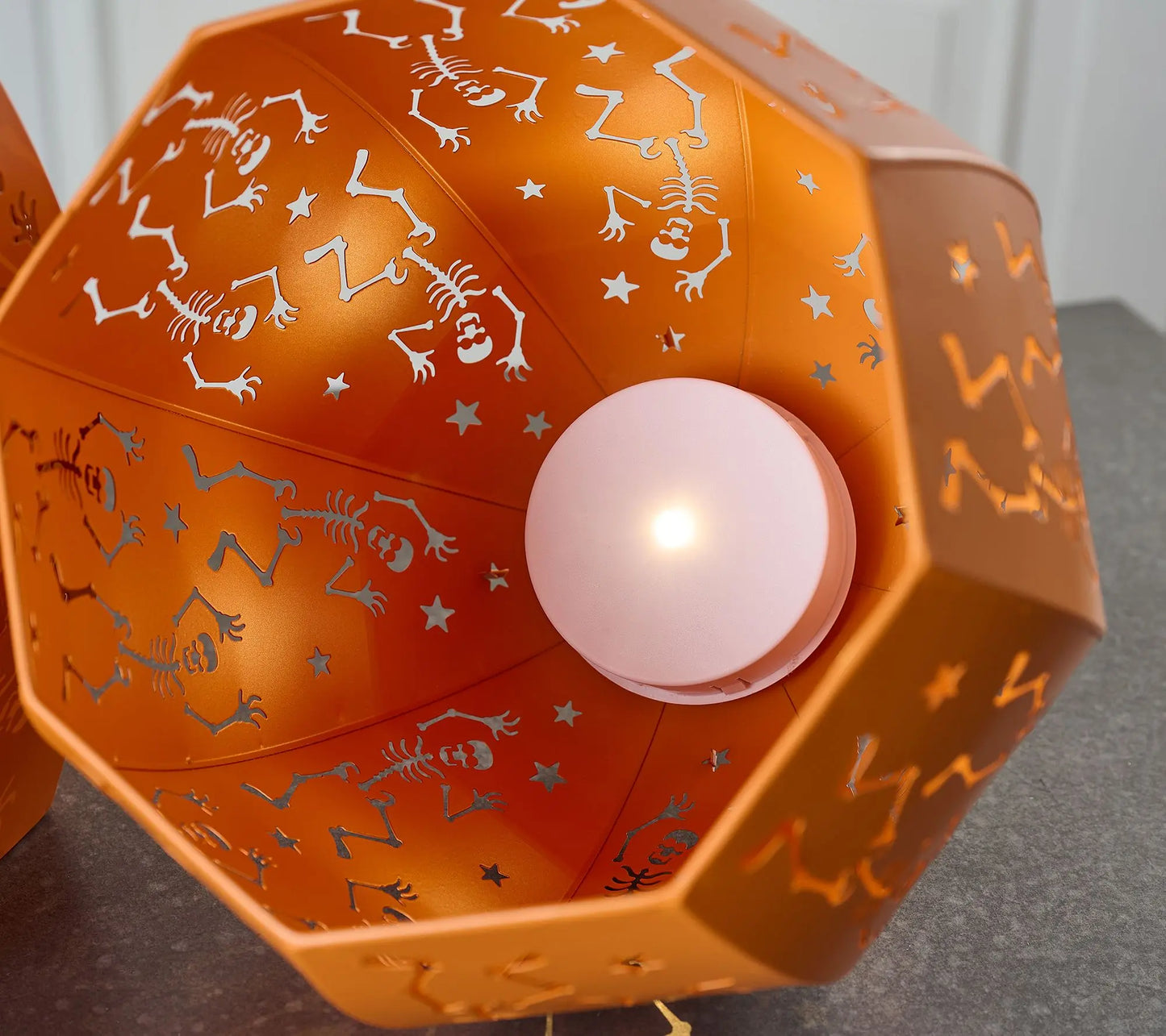 Set of 3 Lit Metal Stackable Pumpkins – LED Glow, Timer Function 🎃✨